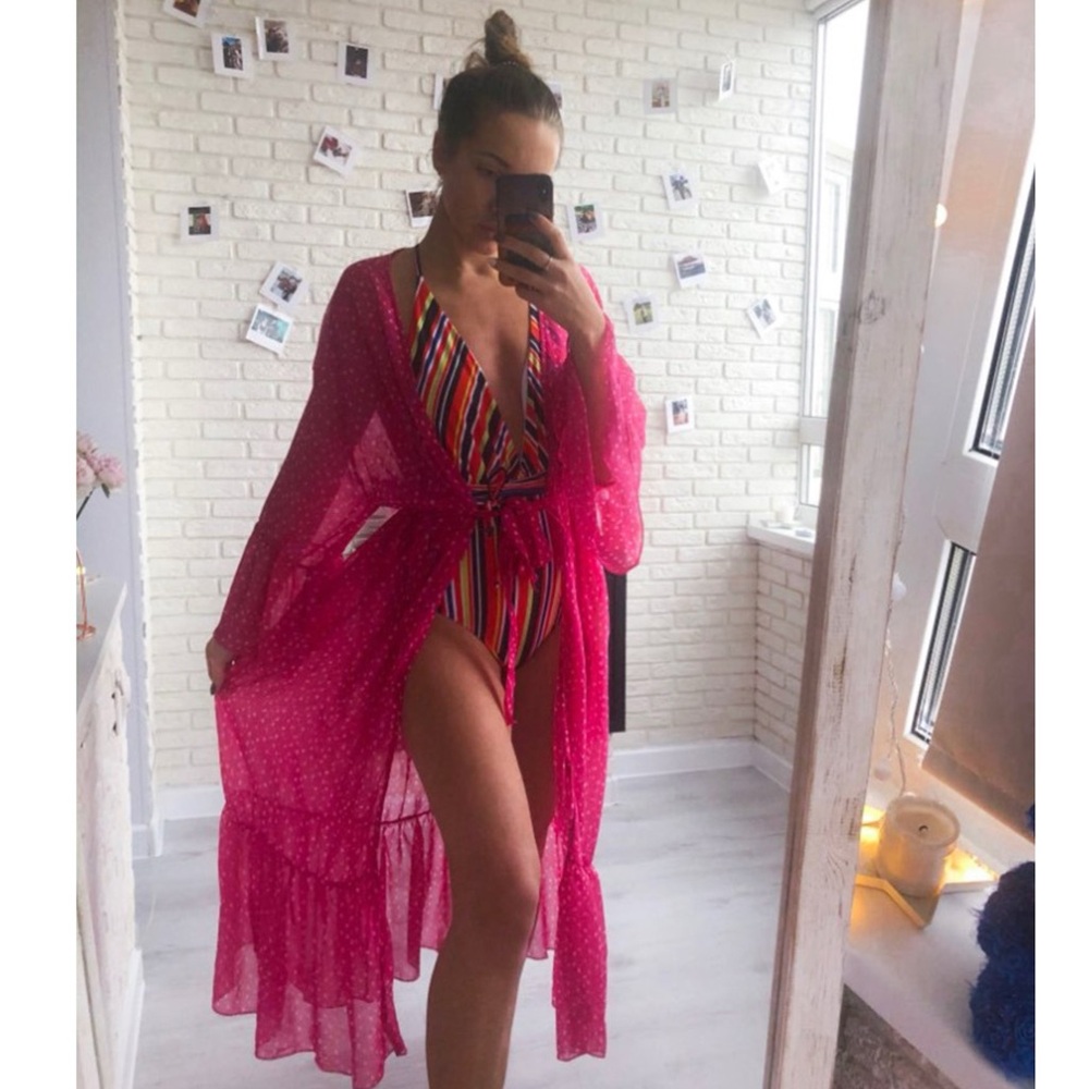 Beach Cover-ups|Beach Women Sexy Elegant Long Sleeve| Summer2025|One Size - Picture 4 of 6